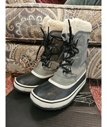 Women&#39;s Sorel Winter Carnival Boots in Black, Size 5 Pre-owned - $39.55