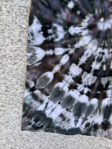 NEW Gilden Men’s Black Gray White Spiral Ice Tie Dye Short Sleeve Shirt SMALL Item image 4