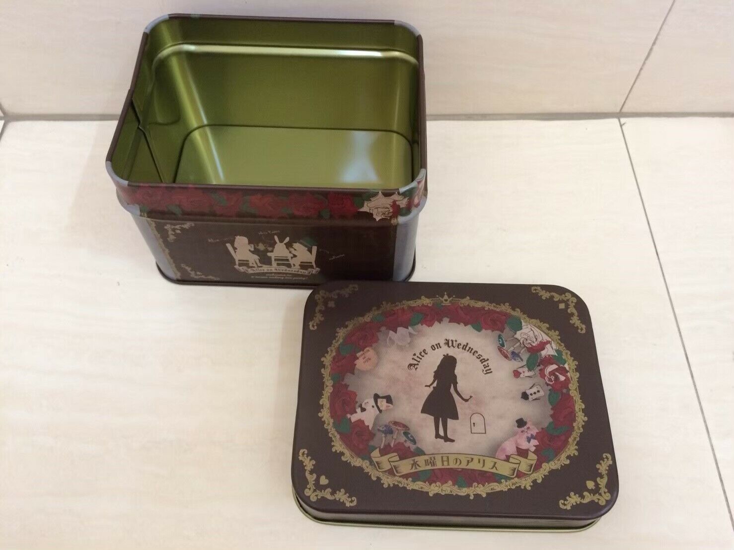 Disney Alice in Wonderland Box. On Wednesday Theme. RARE Item - $55.00