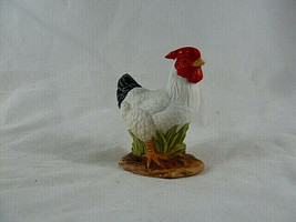 VINTAGE LEFTON PORCELAIN 2&quot; CHICKEN #04276 FIGURINE 1984 white hen - £8.55 GBP