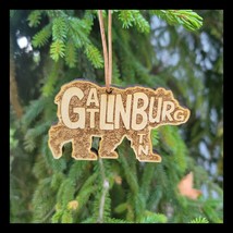 Wood Gatlinburg Tennessee Christmas Ornament Bear Great Smoky Mountains ... - £15.57 GBP