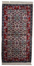 Hand made vintage Indian Agra rug 2.3&#39; x 4.5&#39; ( 70cm x 137cm ) 1970s 1C377 - £600.16 GBP