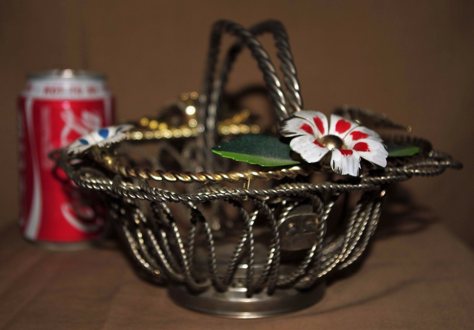 VINTAGE WIRE METAL FLOWER BASKETS ORNAMENTS TRINKETS TRAYS - $3.68