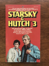 STARSKY AND HUTCH # 3 (1976). VINTAGE PAPERBACK NEAR MINT ! WHITE PAGES ! - $30.00