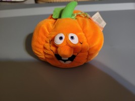 VINTAGE RUSS Frightening Friends Pumpkin Beanie Halloween Fall Still Has Tags - $11.99