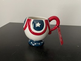 JOHANNA PARKER CARNIVAL COTTAGE  4TH OF JULY MUG - $560.67 MXN+