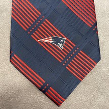 New England Patriots Mens Licensed NFL Team Striped Eagles Wings Neck Ti... - $14.65