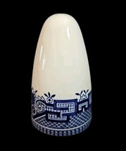 Blue Willow Design Regina Industries Ltd England Pepper Shaker ONLY Repl... - $18.32
