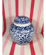 Stunning Vintage Chinese Porcelain Blue &amp; White Handpainted Ginger Jar w... - £37.52 GBP