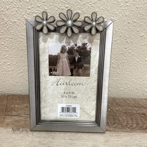 BURNES OF BOSTON Silver Tone 3 Enameled Daisy W/ Pearl 4”x6” Picture Frame - £10.34 GBP