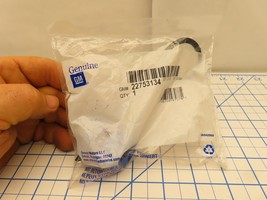 GM 22753134 Diesel Exhaust Fluid DEF Tank Cap Factory Sealed - $19.98