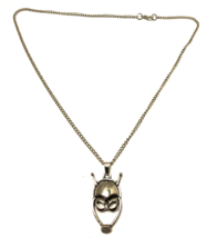 ALIEN GAS MASK Necklace NEW - $91.29 MXN