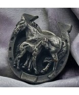 Horshoe pin - €8,68 EUR