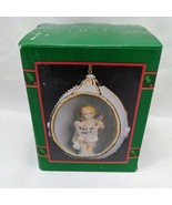 House Of Lloyd Christmas Around The World Cherub Of Peace Ornament - $227.92 MXN