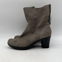 Clarks Womens Gray Round Toe Leather Faux Fur Ankle Booties Size 7.5 M - £27.25 GBP