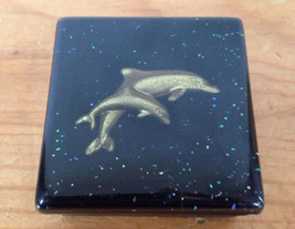 New Zealand Paua Shell Sparkle Swimming Dolphin Small Trinket Box 1.75&quot; Square - £10.15 GBP