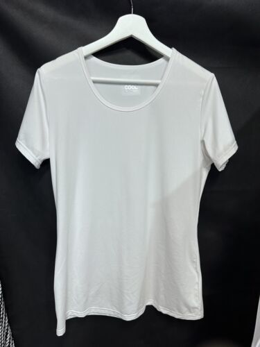 32 Degrees Cool White Short Sleeve Scoop Neck Athletic Tee T Shirt  XL - $9.87