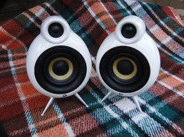 Pair Of Scandyna MicroPod SE Speakers On Spikes White Made In Demark - $98.34