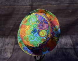 SWIRLICIOUS BUCKET HAT - $474.96 MXN