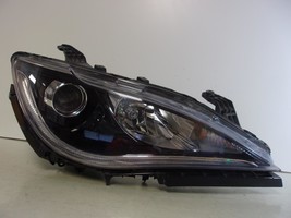 2017 - 2020 Chrysler Pacifica Passenger RH Halogen Headlight OEM  - £158.33 GBP