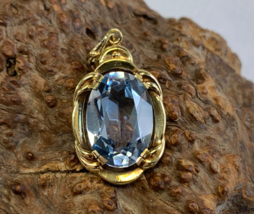14K Yellow Gold Pendant 3.21g Fine Jewelry Blue Oval Stone Necklace Charm Prong - £225.15 GBP