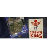 McFarlanes PENNYWISE COLLECTORS FIGURE w/MOVIE SET w/STEVEN KINGS IT-NOV... - $1,034.49 MXN