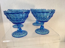 Vintage Blue 4.5&quot; Sherbet Ice Cream Glass Goblet Thumbprint Scalloped Edge - £26.53 GBP