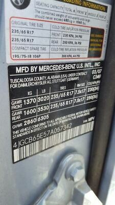 Rear Passenger Side Quarter Glass OEM 06 07 08 09 10 11 Mercedes R350 251 Type Item image 10