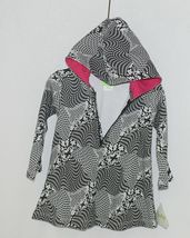 Snopea Childrens Geometric Design Black White Hot Pink Pullover Hooded Tunic 18M image 4