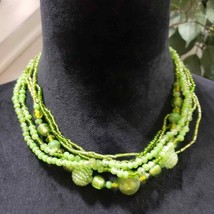 Women&#39;s Green Multilayer Round Beaded Fashion Jewelry Necklace - £22.45 GBP