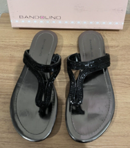 Bandolino Black Shiny Stud T-Strap Flat Thong Sandals Pre-Owned Women&#39;s Sz 7.5 - $18.48