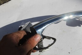 2000-2002 MERCEDES S430 S500 W220 REAR DRIVER EXTERIOR DOOR HANDLE K3141 image 5