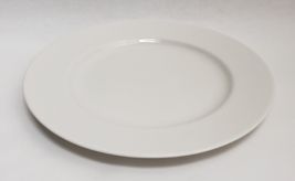 Pier 1 Essentials Classic (1) Dinner Plate White 11 1/8&quot; - £12.60 GBP