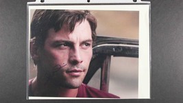 Skeet Ulrich Signed Autographed Glossy 8x10 Photo - £31.96 GBP