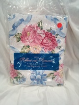 Avon Ribbons and Romance valance/shower curtain A23 - £7.99 GBP
