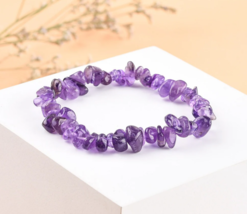 Natural Amethyst Chips Stretchy Bracelet Healing Crystal Chakra Jewelry ... - $8.13