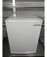 VWR Sanyo SR-2570W Undercounter Refrigerator / TESTED  - $2,779.93 MXN