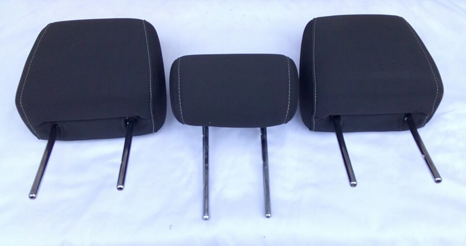 12 - 14 FORD FOCUS OEM BLACK CLOTH REAR LEFT RIGHT HEADREST SET FREE SHIP! - $56.00