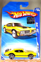 2010 Hot Wheels #168 Hot Auction 10/10 OLDS 442 Yellow Variant w/Chrome Pr5 Sp - £8.99 GBP
