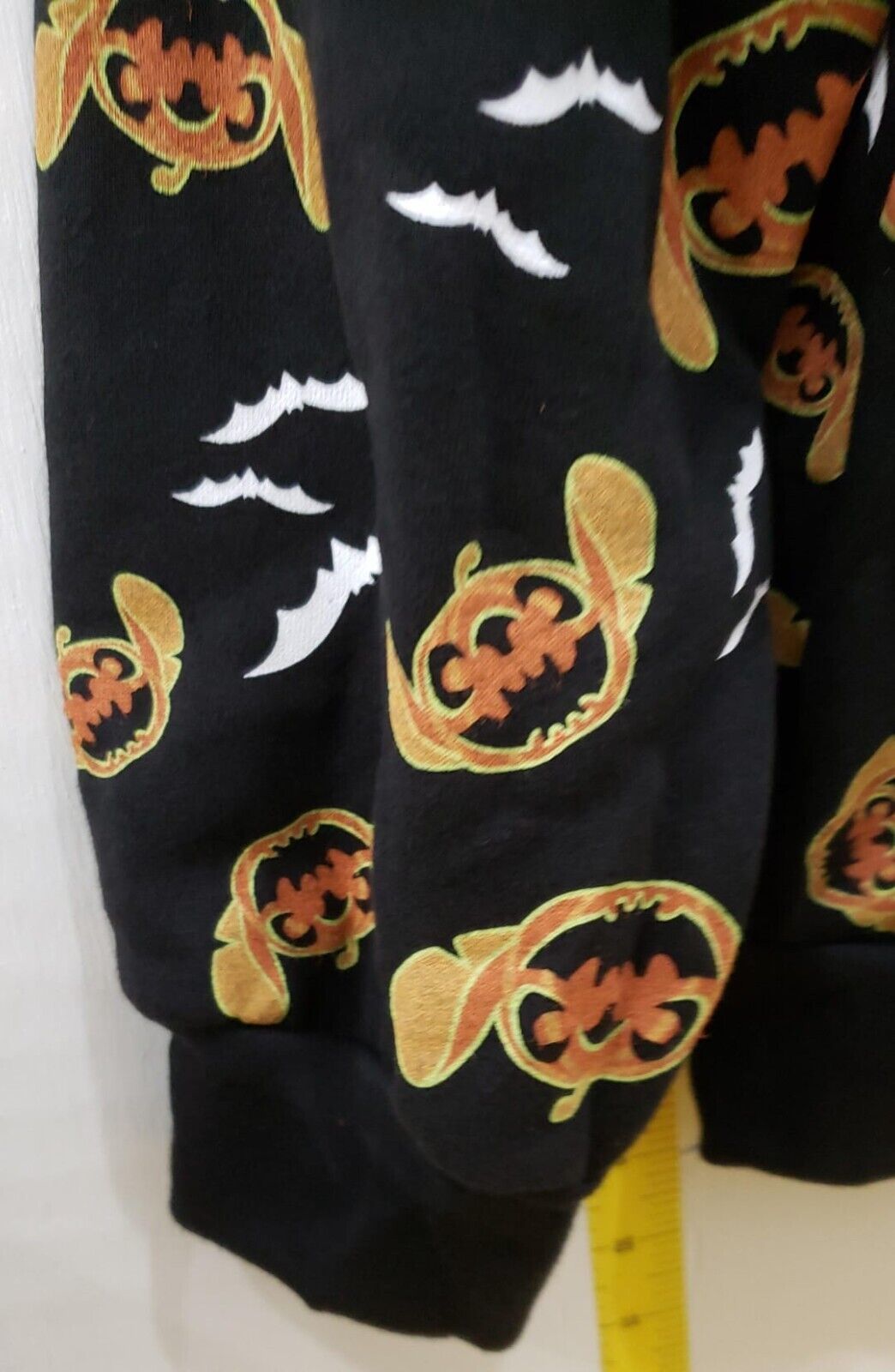 Disney Stitch Juniors Pumpkin Bats Halloween Sweatshirt, Black Size L(11-13) Item image 4