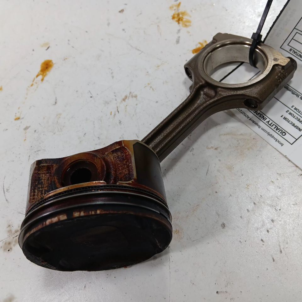 Nissan Versa 1.6 Single Piston With Connecting Rod   2023 2022 2021 2020 - $63.84