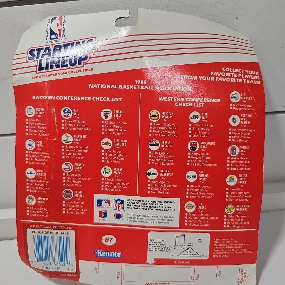 1988 – Charles Barkley – Kenner NBA Starting Lineup with Collectible Card Item image 6