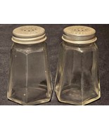 Vintage Indiana Glass Paneled Tapered Salt &amp; Pepper Shaker Set With Meta... - $171.85 MXN