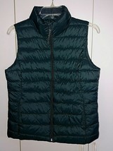GAP LADIES ZIP GREEN PUFFY QUILTED VEST-S-NYLON SHELL-WORN ONCE-COMFY/WA... - $14.99