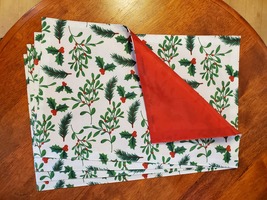 Christmas Placemats, Set of 4 Fabric Place Mats, Holly Mistletoe Red Green White