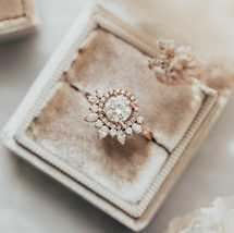 2 Ct Round Cut Moissanite Wedding Ring,14K Rose Gold Vintage Sunburst Halo Ring - £112.22 GBP