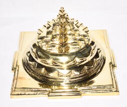 Shree Yantra Maha Meru En Latón - Hueco En El Centro - €128,54 EUR