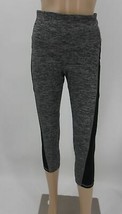 Champion Women Soft Capri Leggings, Size Medium - $11.00