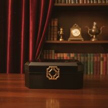 Black Lacquered Jewelry / Keepsake Box with Gold-Tone Clasp – Velvet Lin... - $34.65