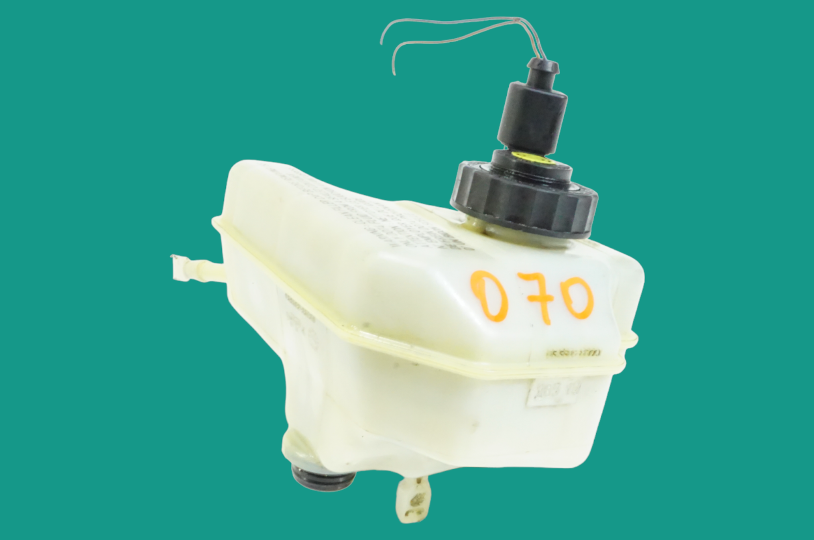 2009-2012 vw passat cc q3 tiguan brake fluid reservoir tank 3C1611301 - $43.87